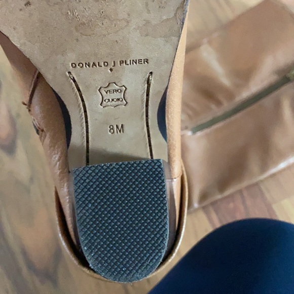 Boots 👢Donald J.Pliner - Picture 5 of 7